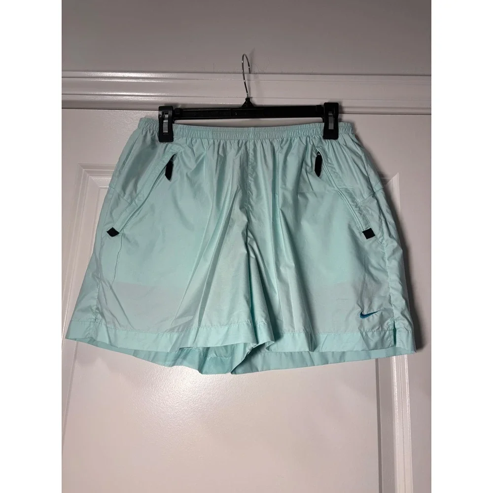 Nike Womens Mint Green Running Shorts‎ w/ Liner and Zipper Pockets